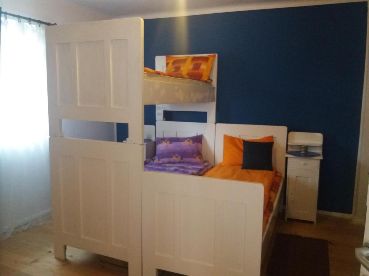 דירות בוסטאני Apartament La Poteca Ursului מראה חיצוני תמונה